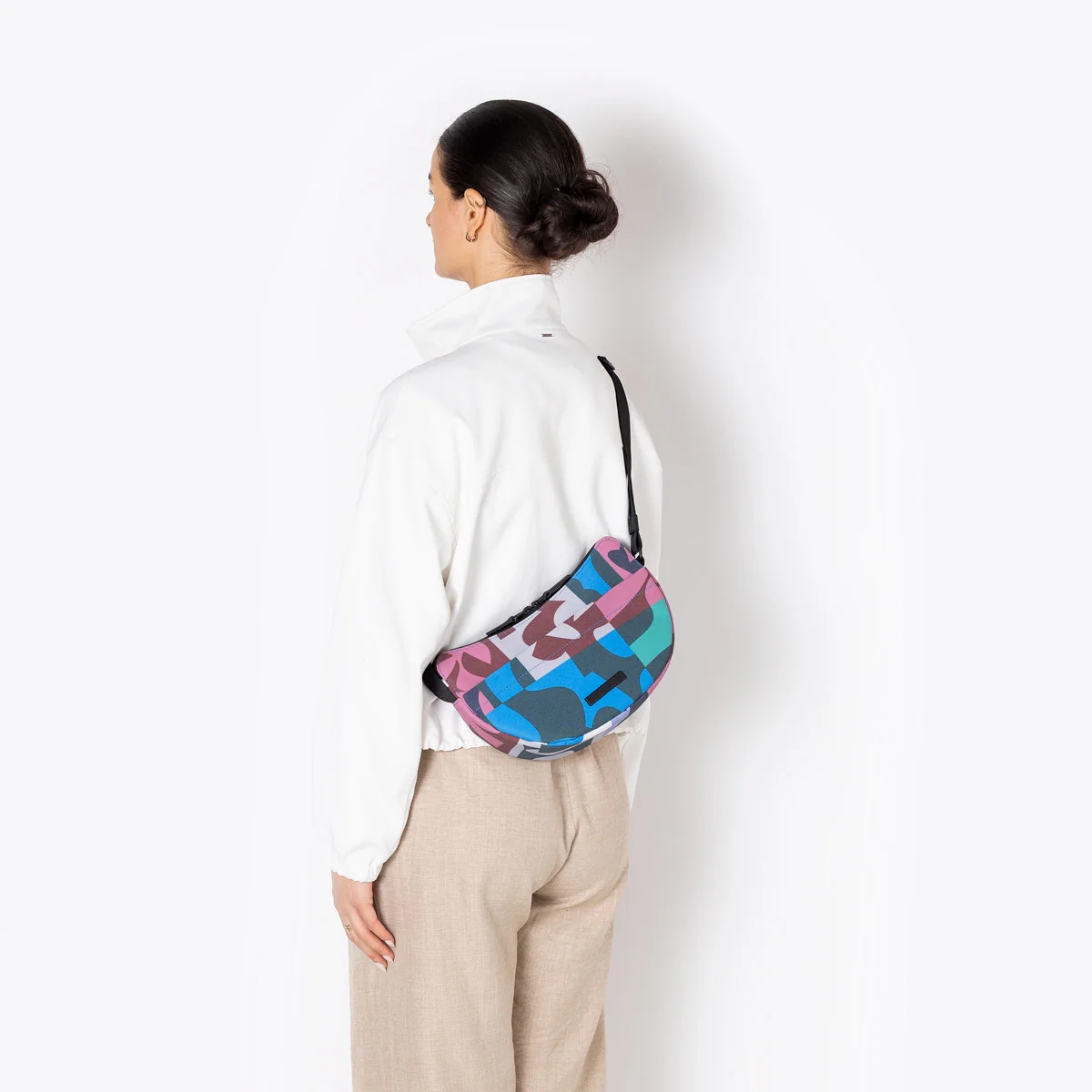 Alva Medium Bag - Image 9
