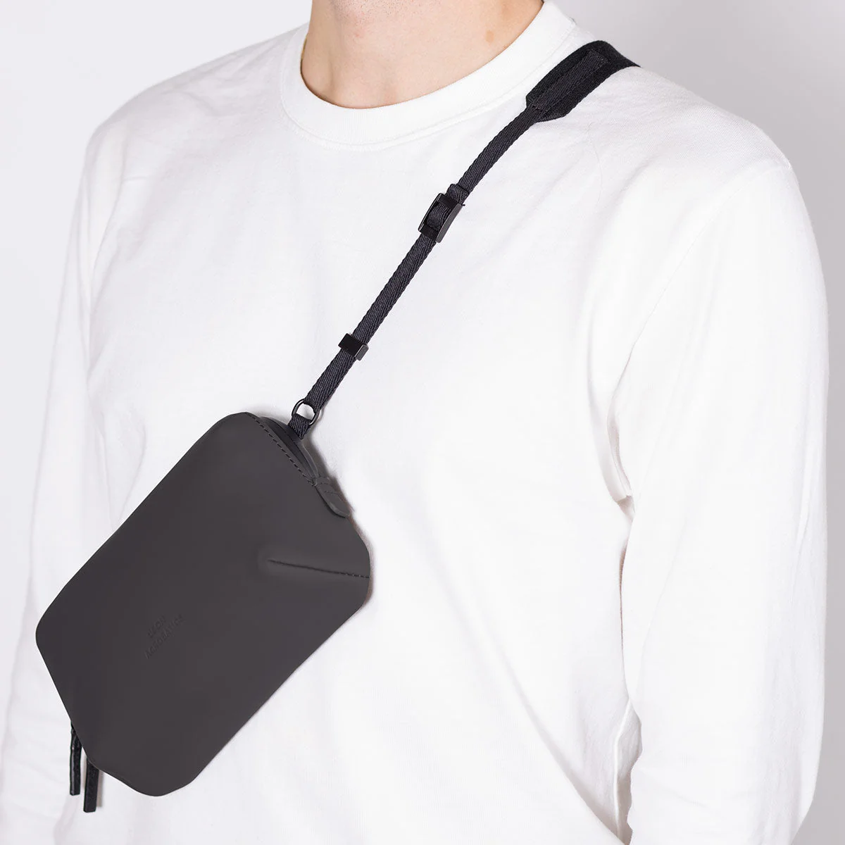 Ando Medium Bag - Image 10