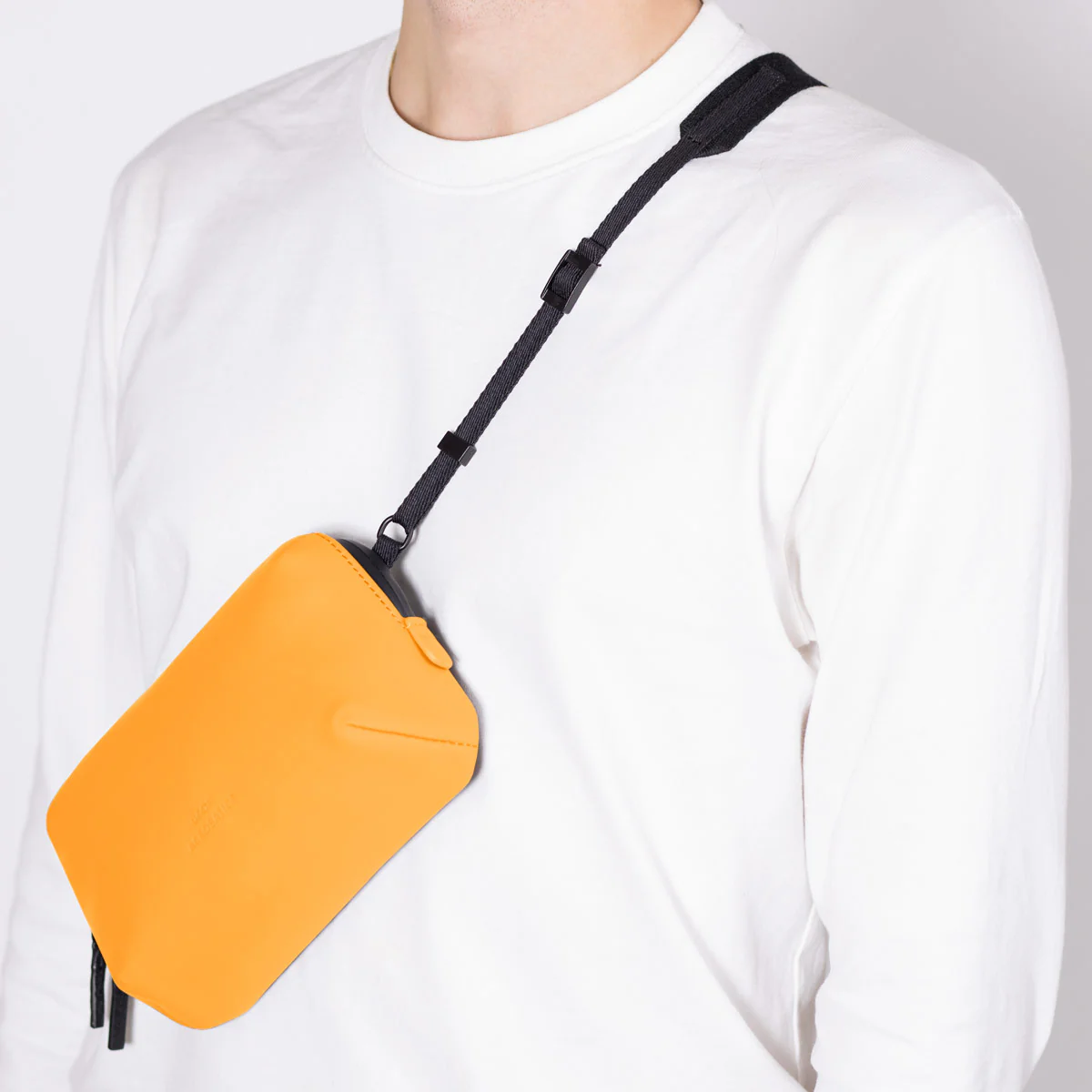 Ando Medium Bag - Image 11