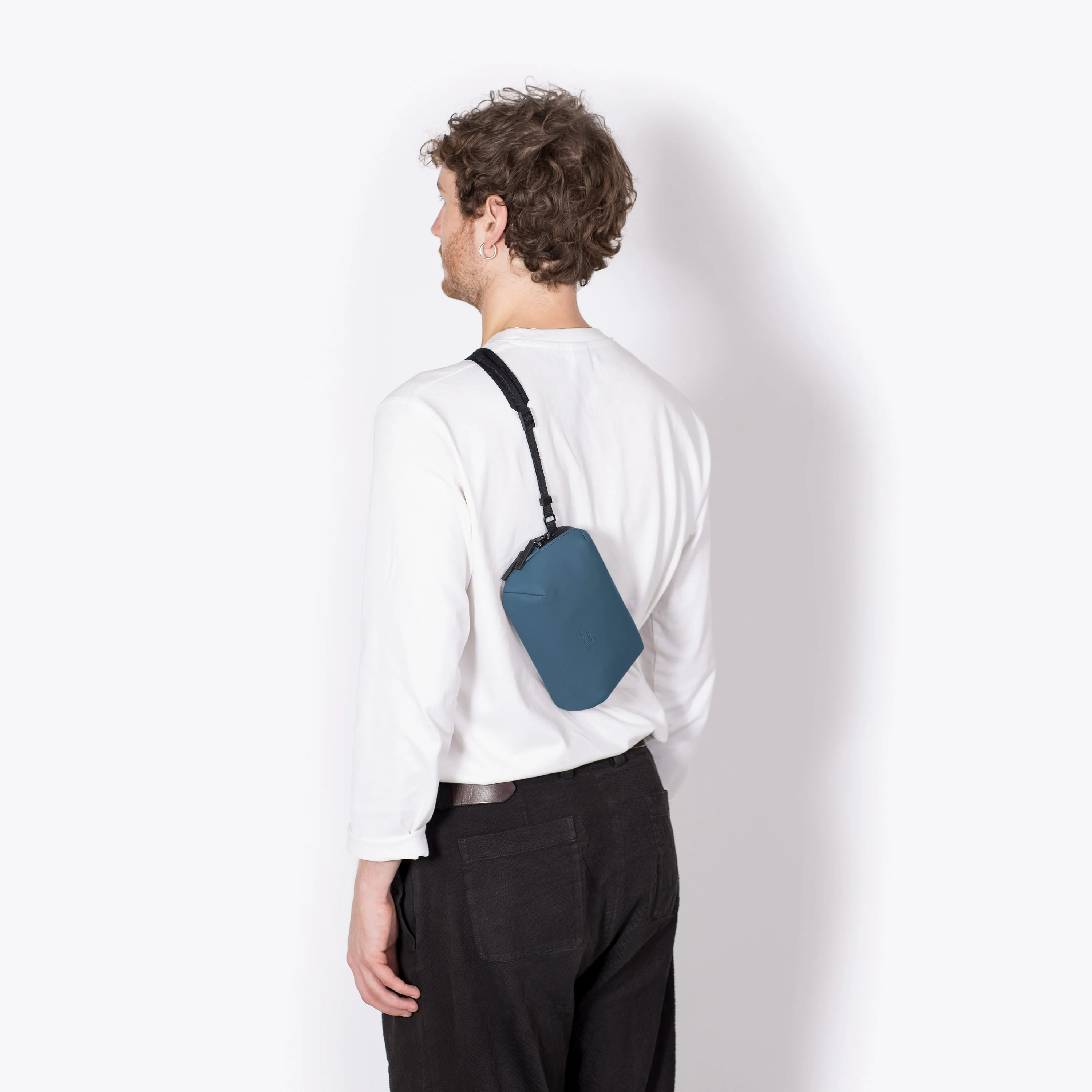 Ando Medium Bag - Image 10