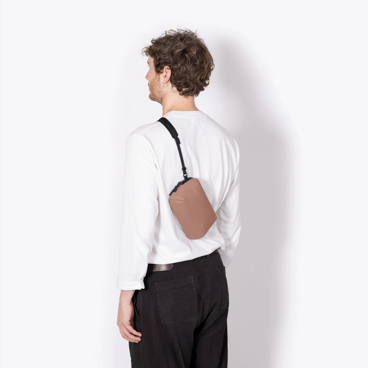 Ando Medium Bag - Image 10