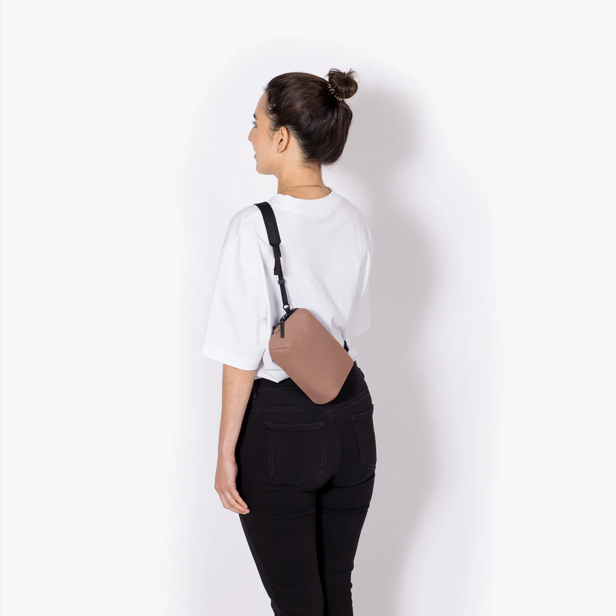 Ando Medium Bag - Image 8