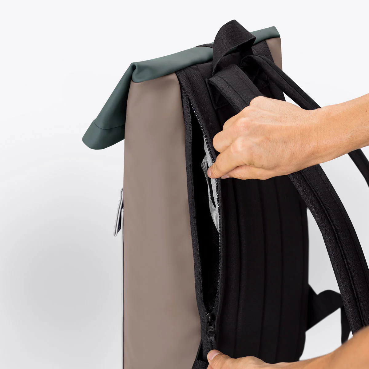 Jannik Medium Backpack - Image 5