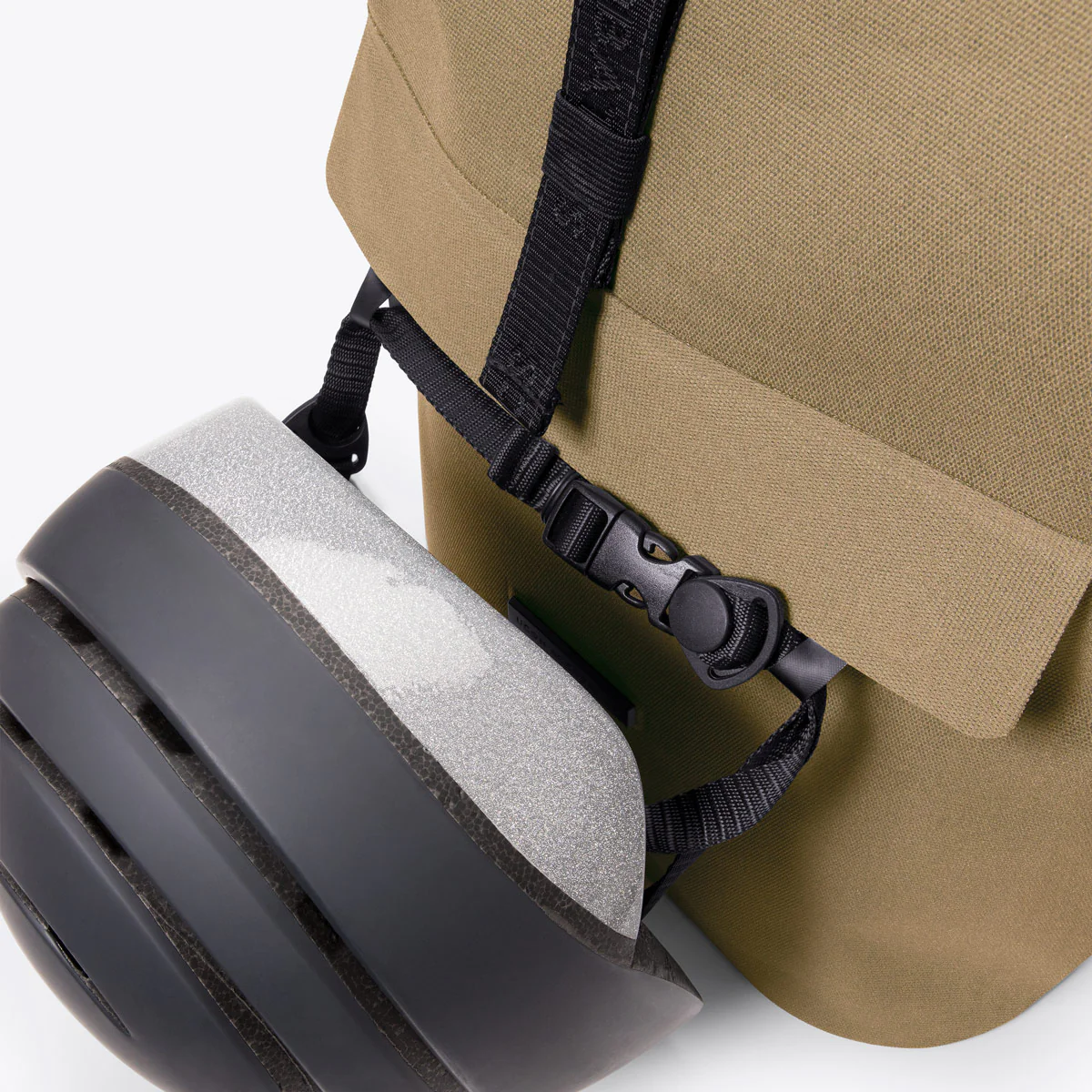 Jannik Medium Backpack - Image 17