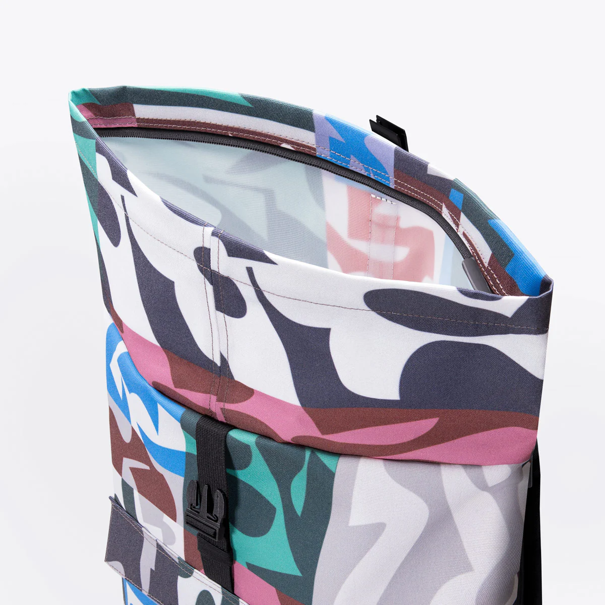 Jannik Medium Backpack - Image 9