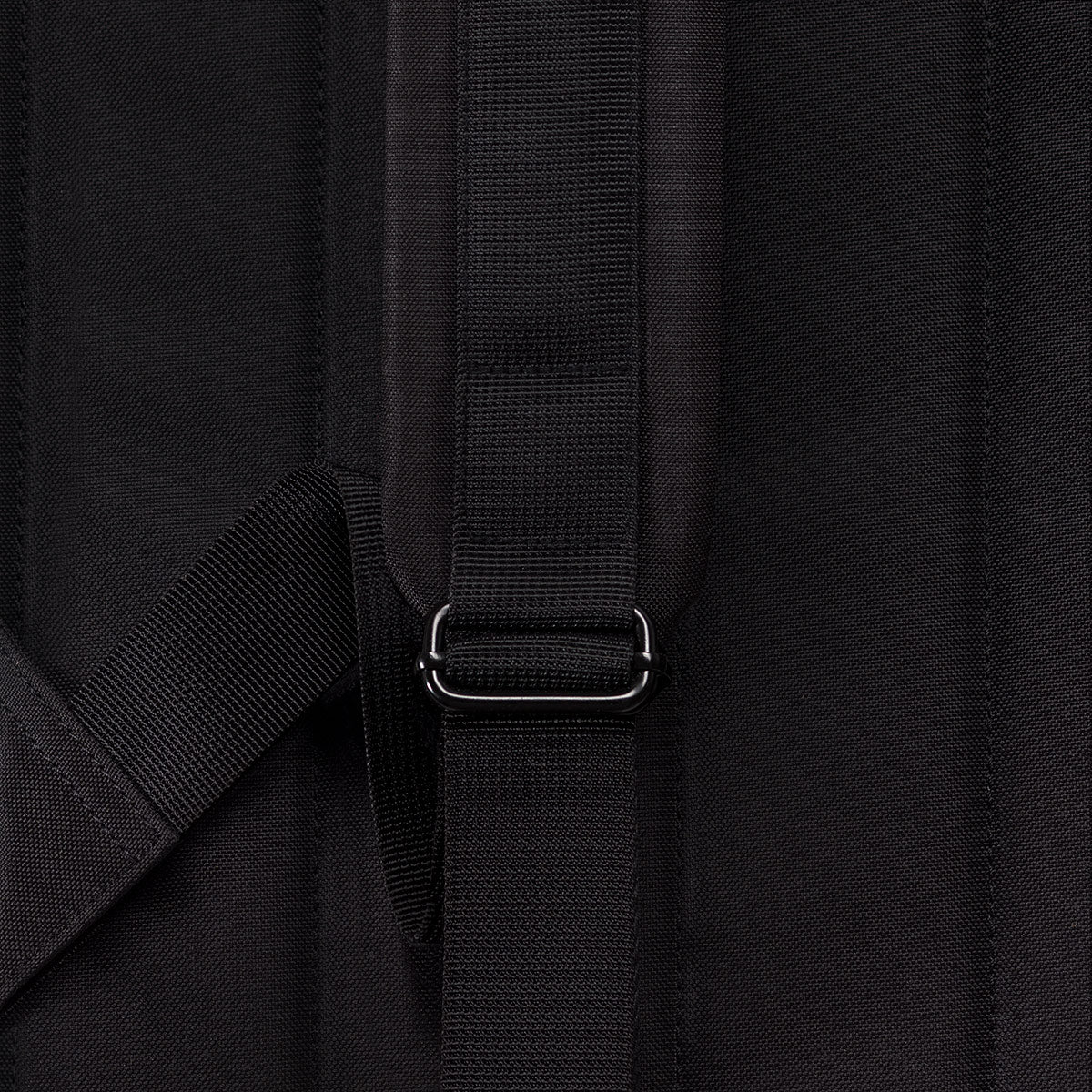 Jasper Medium Backpack - Image 4