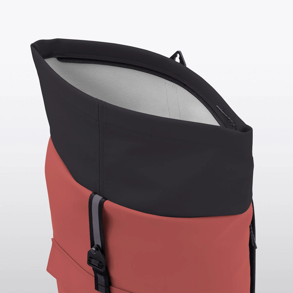 Jasper Medium Backpack - Image 12