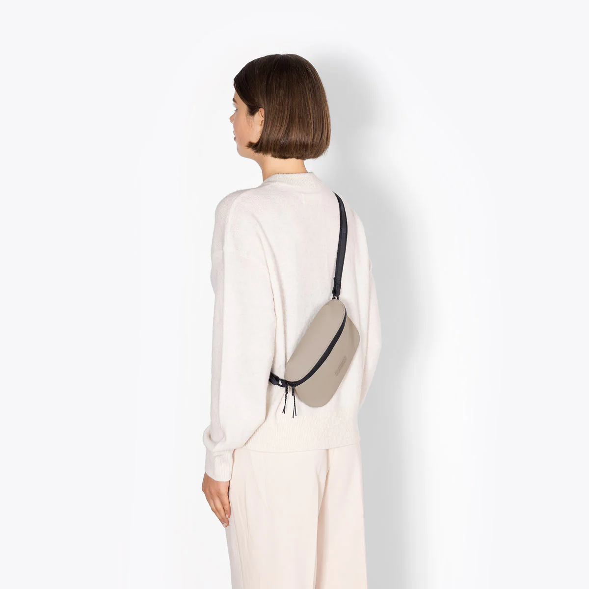 Jona Medium Bag - Image 8