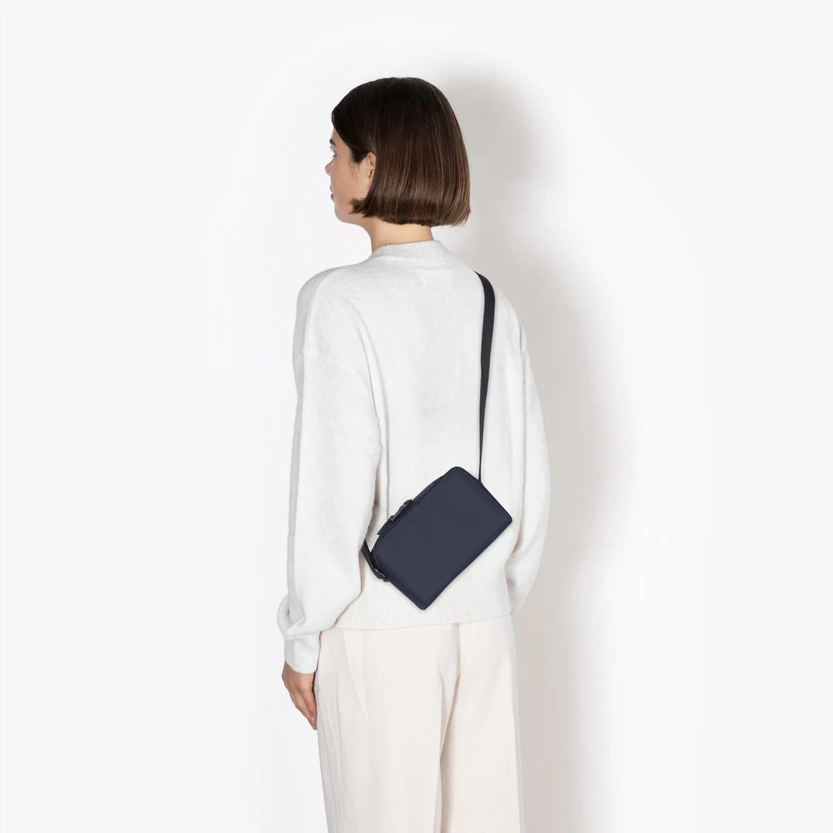 Minori Medium Bag - Image 11