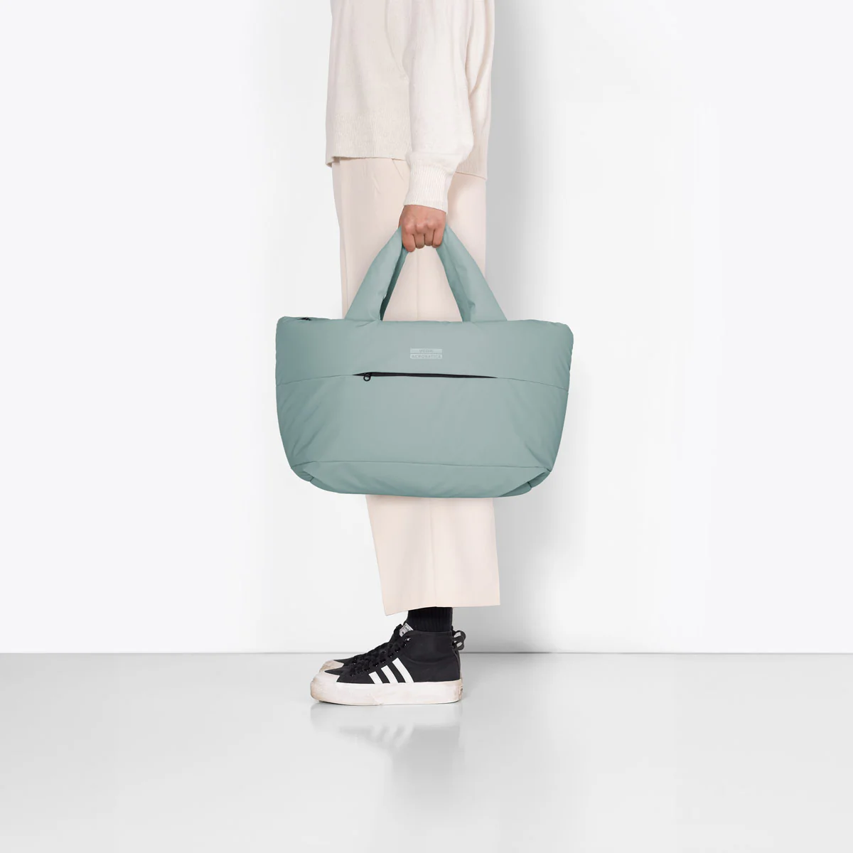 Olivia Medium Bag - Image 15