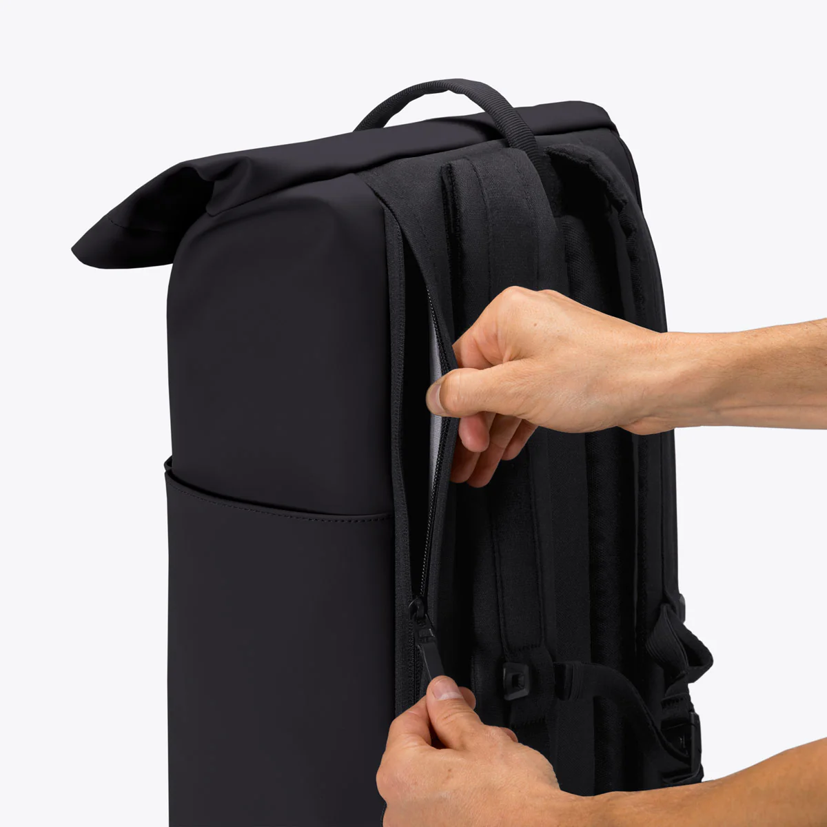 Yuto Medium Backpack - Image 6
