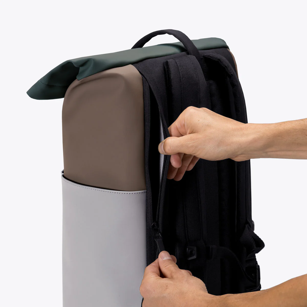 Yuto Medium Backpack - Image 6