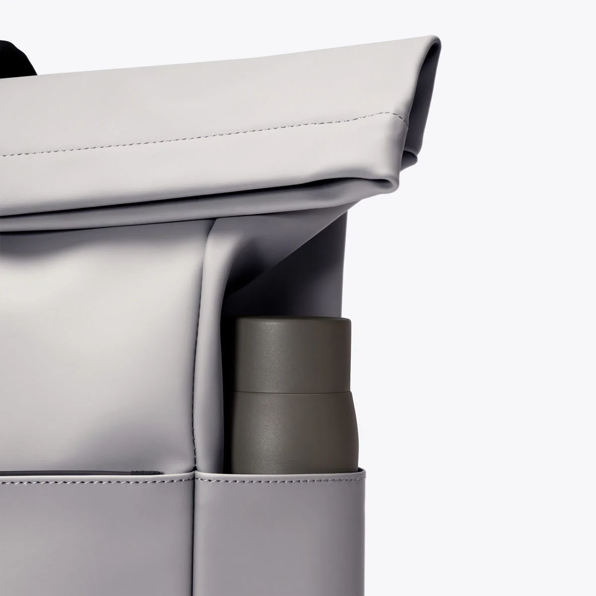 Yuto Medium Backpack - Image 5