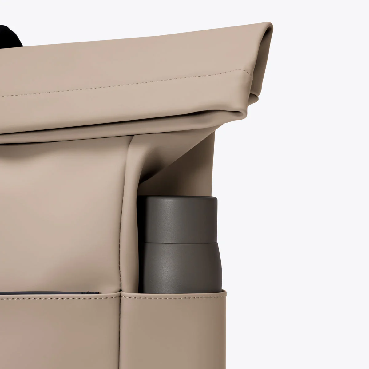 Yuto Medium Backpack - Image 5
