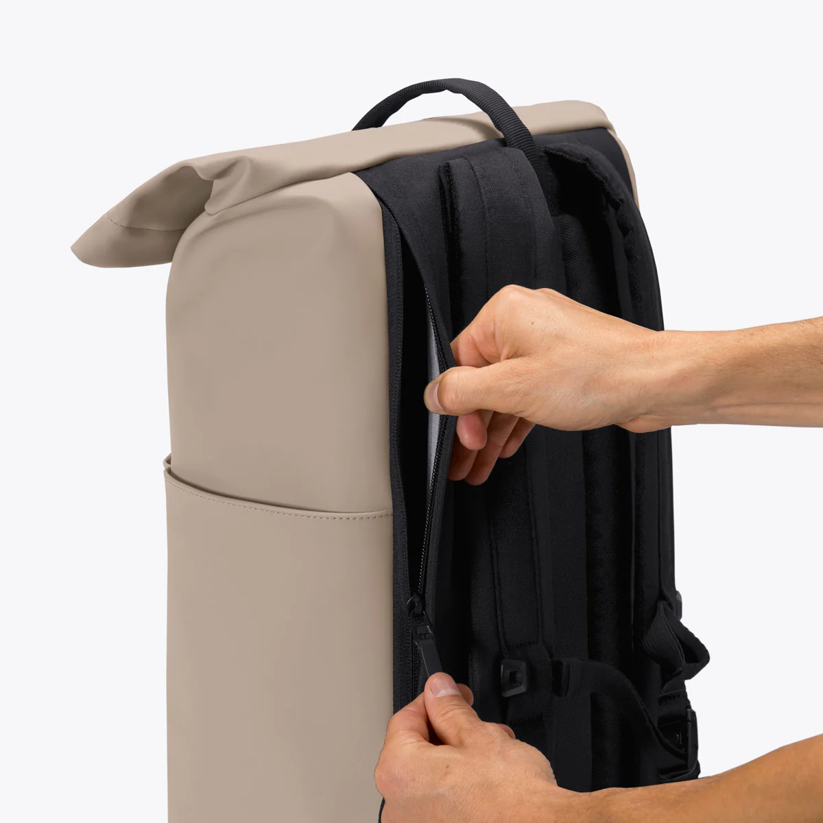 Yuto Medium Backpack - Image 6
